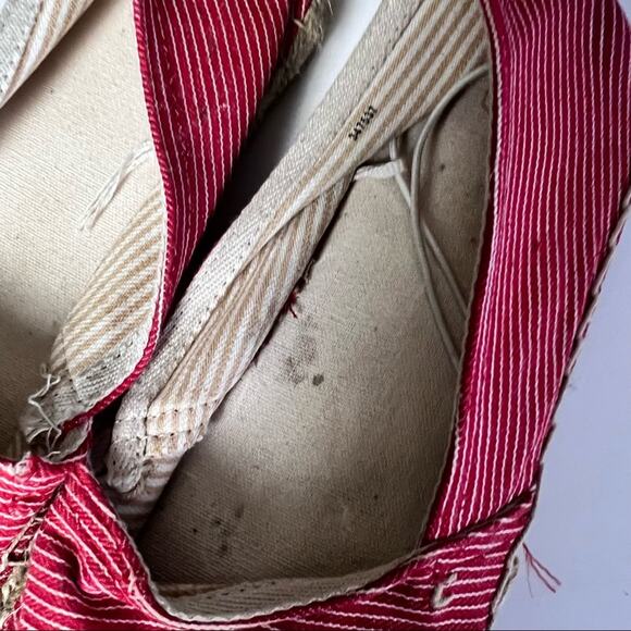 Old Navy Women’s Two Pairs of Canvas Slip On Flats Red and Blue Sz 8 - Picture 12 of 13